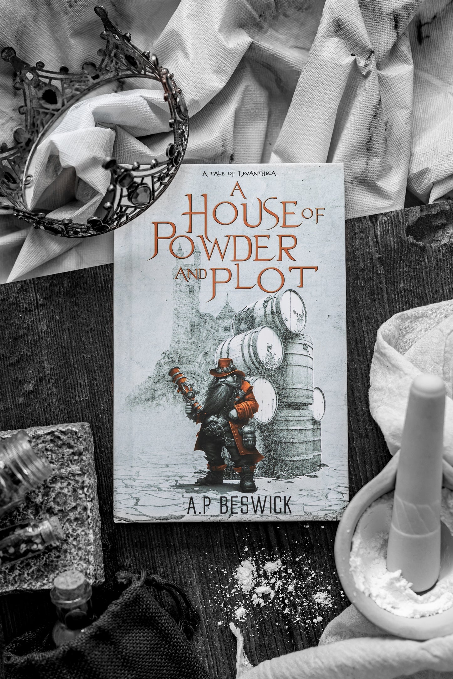 A House Of Powder And Plot - Hardback